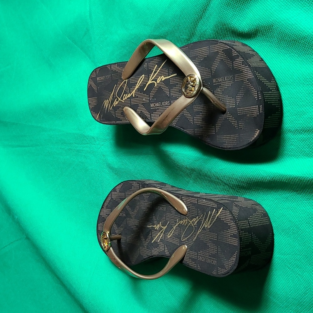 Ladies Michael Kors Flip Flops